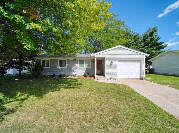 904 N Union St, Tecumseh, MI 49286