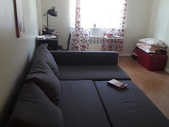 4th image of 1880 E 52nd St #1