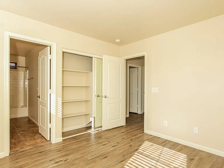 4361 E Selena Dr — Photo 11