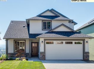 964 NE Wheeler Cir, Estacada, OR 97023