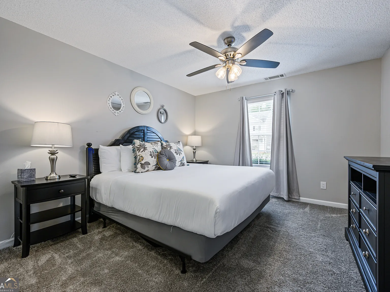 4 bed, 2.0 bath, $5,342 — Photo 3