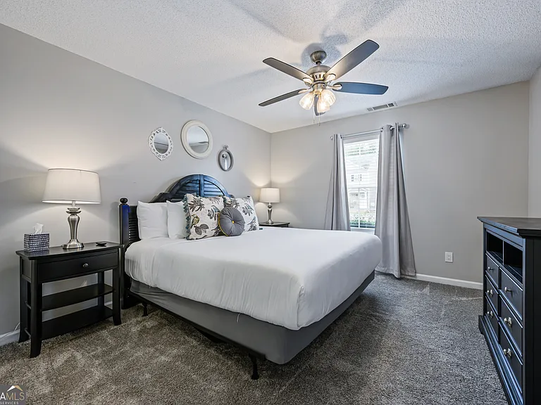 31 Middleton Ct — Photo 3