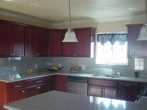 4th image of 4023 N Manila Ave