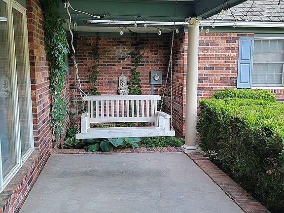 5th image of 15 Sherman Ln