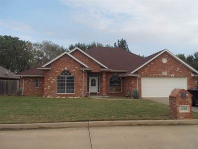 1109 Briar Ridge Rd, Enid, OK, 73703