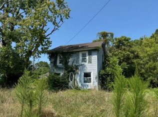 23533 Saxis Rd, Sanford, VA 23426