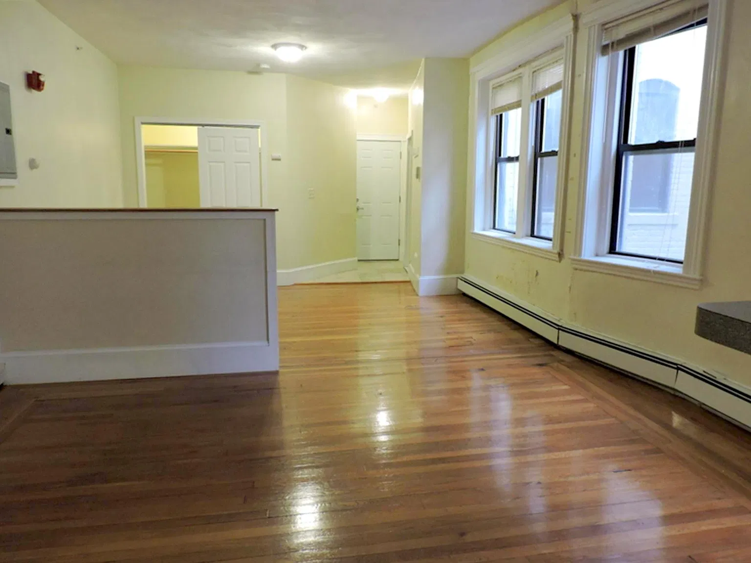 Studio, 500 sqft, $2,350 — Photo 3