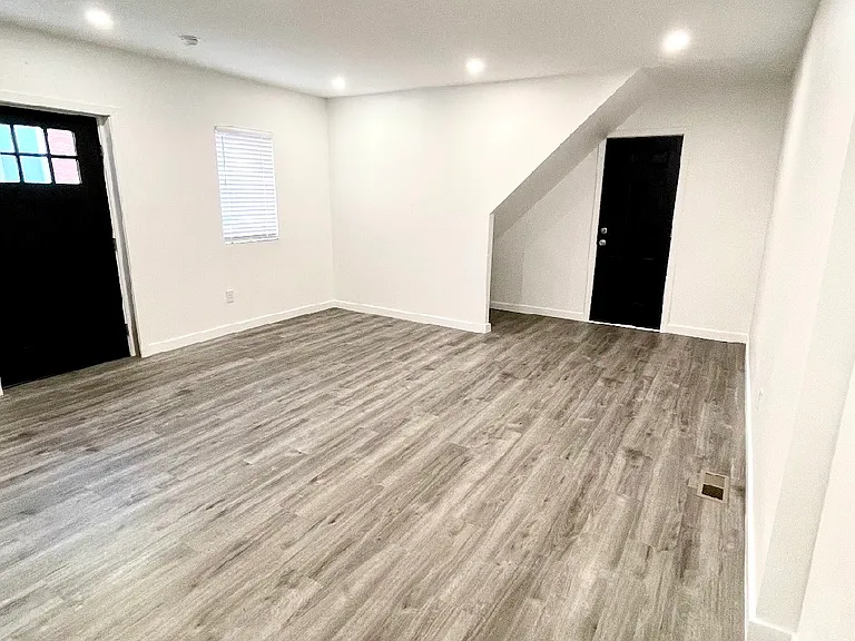 1257 S 23rd St #1 — Photo 6