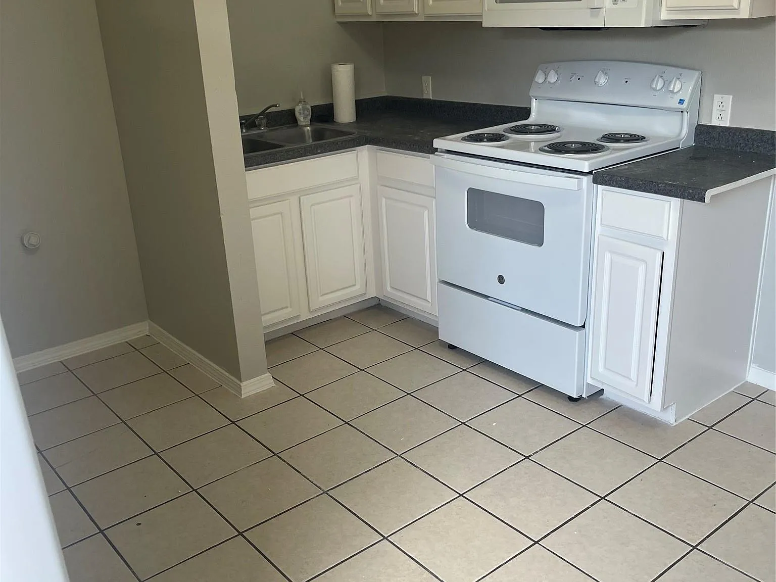 2 bed, 2.0 bath, 1000 sqft, $995 — Photo 3
