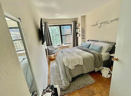 Rented by Olympia House Delaware LP | media 1