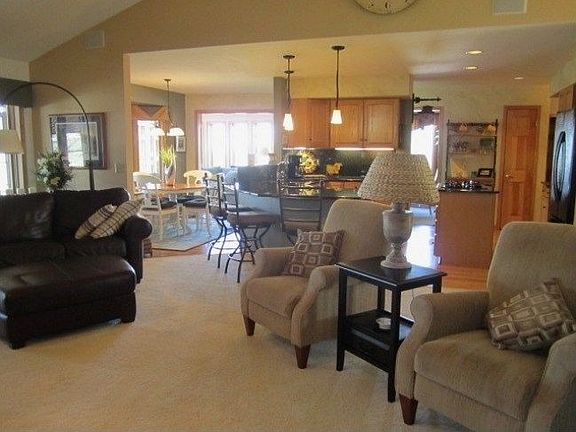 5th image of W3906 Stoneridge Dr