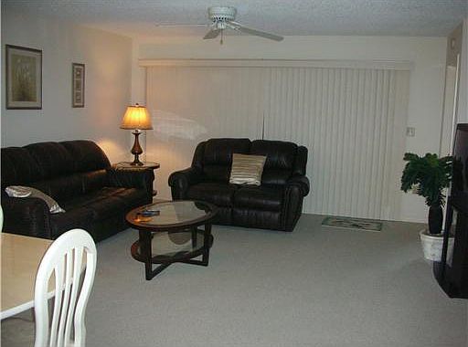 4th image of 275 Palm Ave APT D101