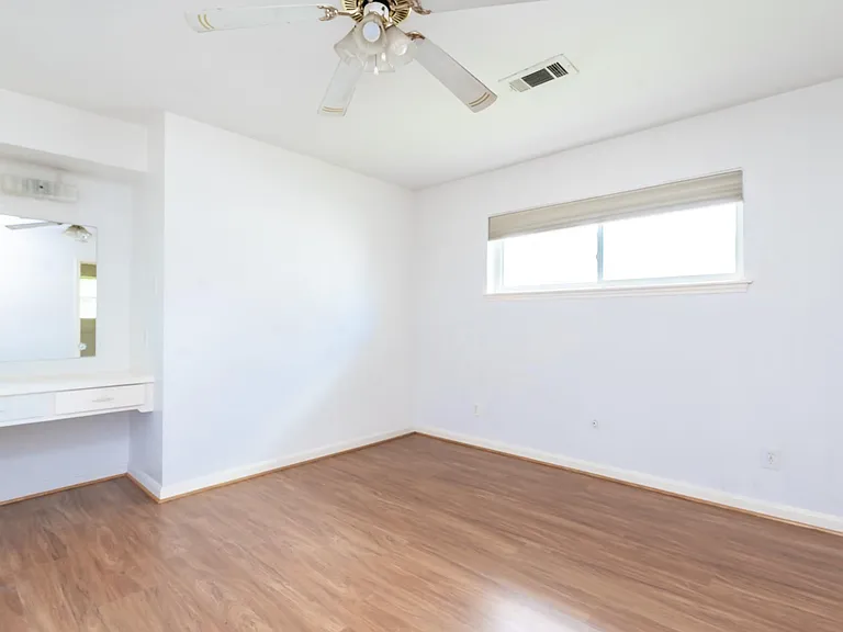 8819 Hazen St — Photo 19
