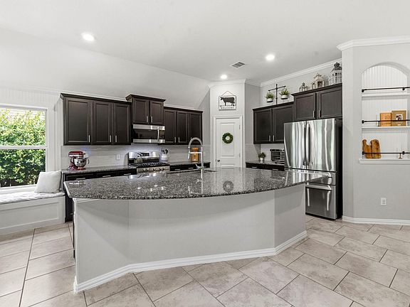 3rd image of 2143 Moss Creek Ln