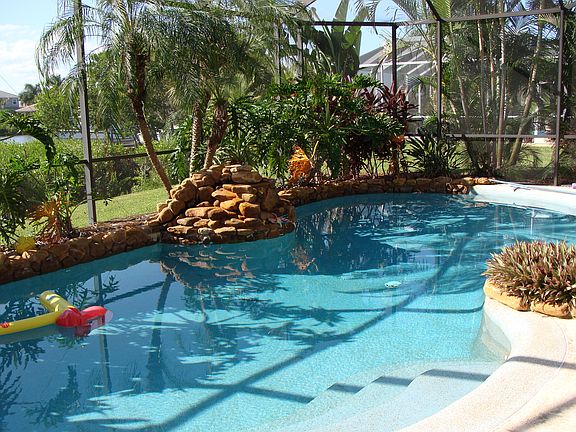 5th image of 110 Island View Dr