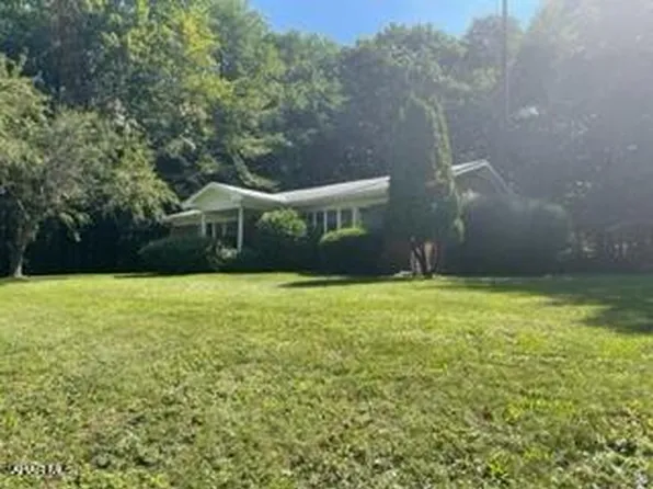 1207 4th St, Cresson, PA 16630