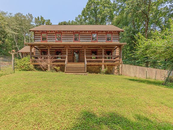 4th image of 8902 Barbara Dr