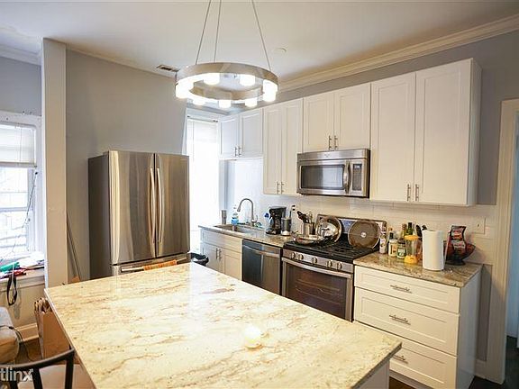 2nd image of 507 W Wrightwood Ave #Ch