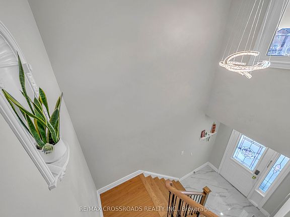 5th image of 65 Creditstone Rd