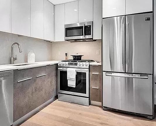 4th image of 227 Lexington Ave APT 1401