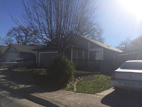 4th image of 110 Crickett Ct