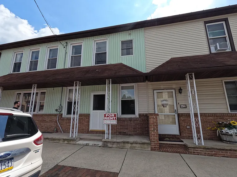 82 Main St — Photo 20
