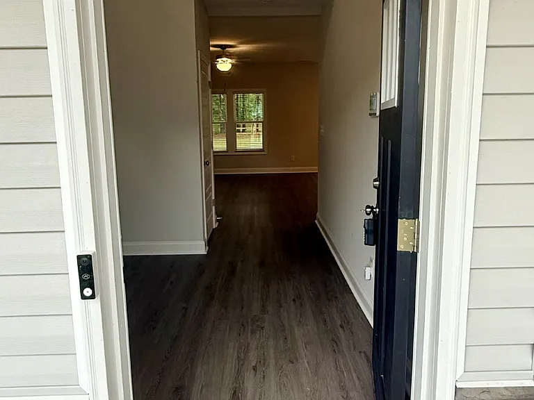 227 Flying Bolt Dr — Photo 2