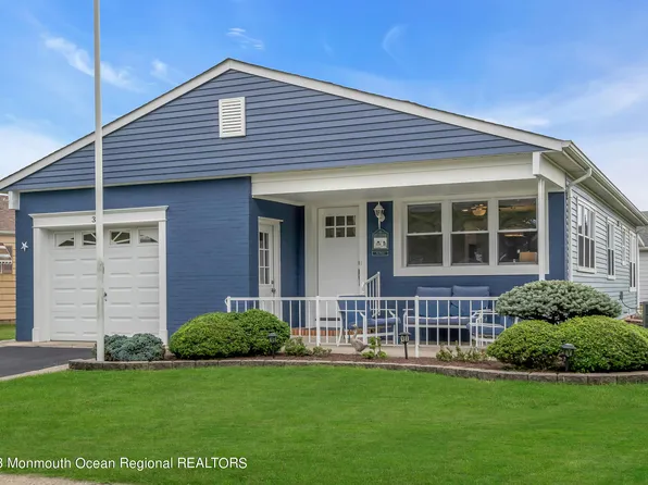 38 Redhook Bay Drive, Toms River, NJ 08757