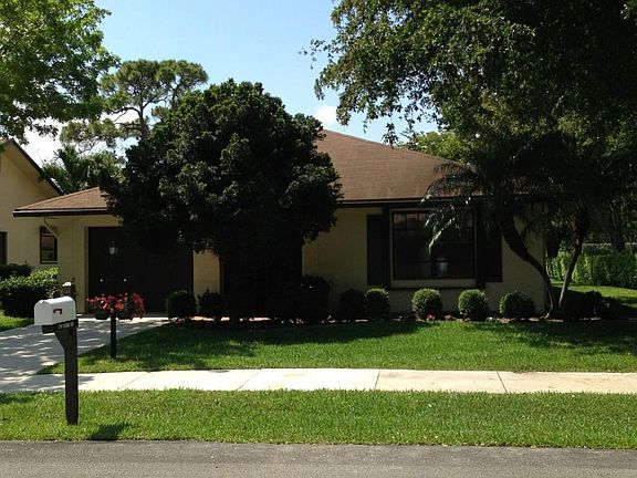2nd image of 2794 Begonia Ct