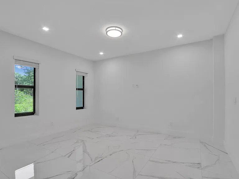 406 Bella Sol Way — Photo 25