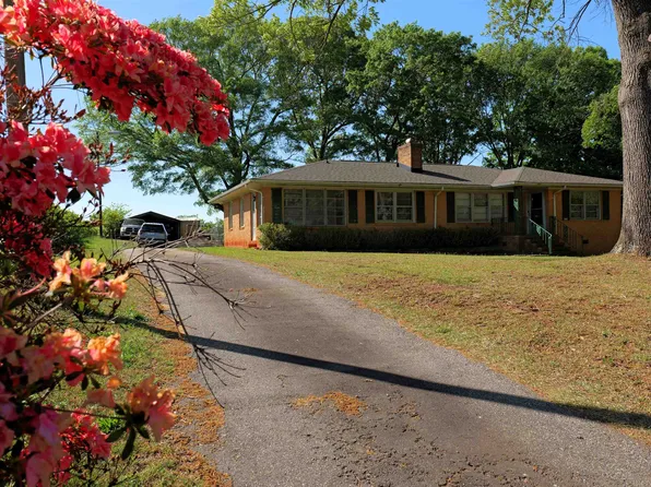 303 Inman Rd, Lyman, SC 29365