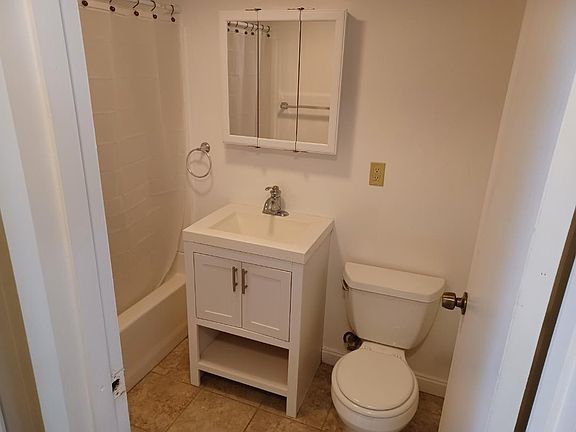 3rd image of 12 Jay St #1