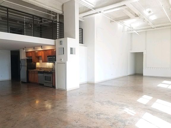 3rd image of 409 W Olympic Blvd APT 501