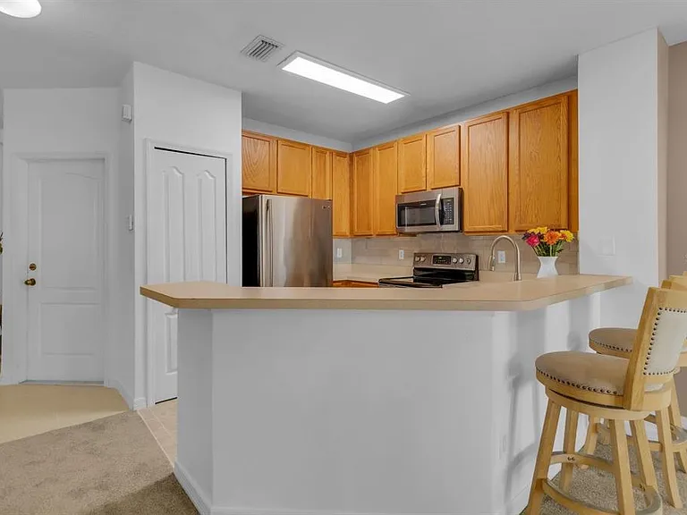 13527 Daniels Landing Cir — Photo 15