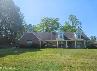 1495 Holly Springs Rd, Hernando, MS 38632