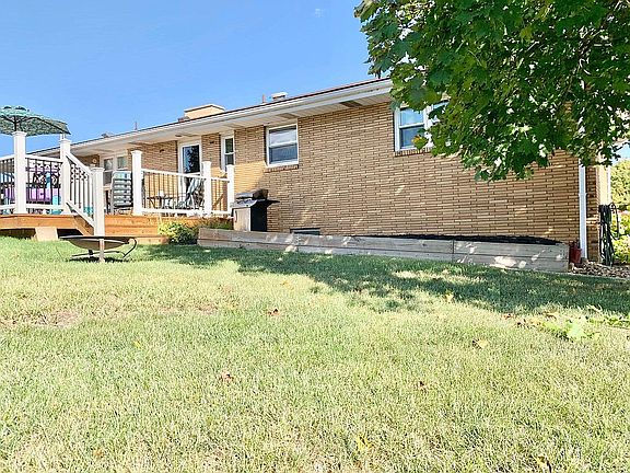 2nd image of 248 Greenlawn Blvd