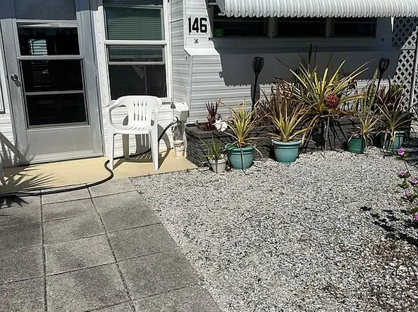 146 Vista Rd, Venice, FL 34285