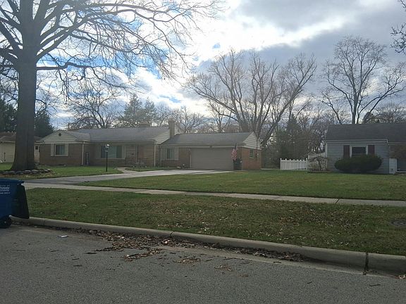 2nd image of 2801 Wicklow Rd