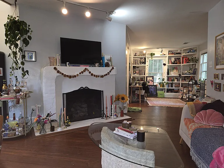 1279 Lanier Blvd NE #1 — Photo 5