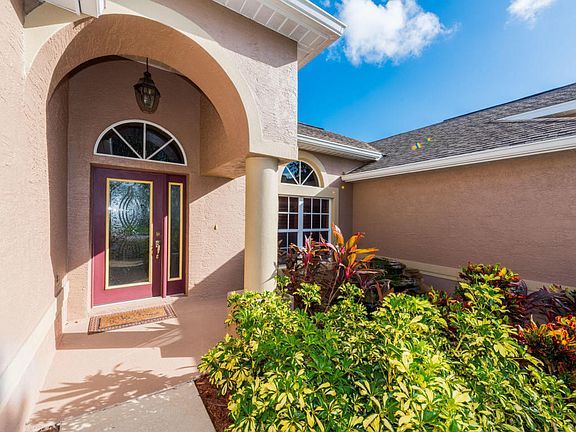 5th image of 3760 Fiano Dr