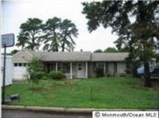 403 6th St, Waretown, NJ 08758