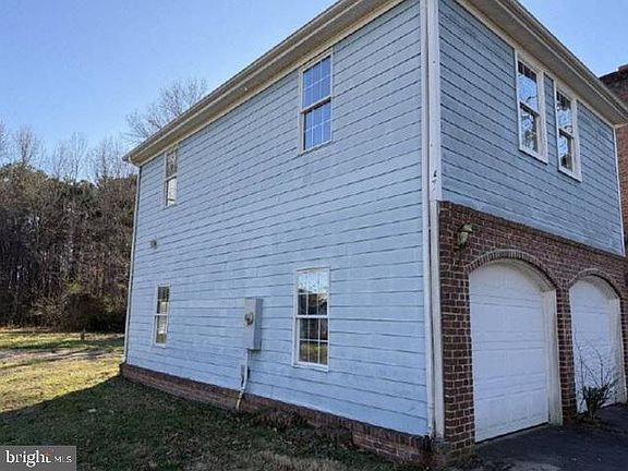 3rd image of 1225 Bells Mill Rd