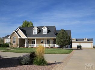 383 W Winterhaven Dr, Pueblo West, CO 81007