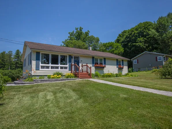 40 Debra Ave, Lee, MA 01238