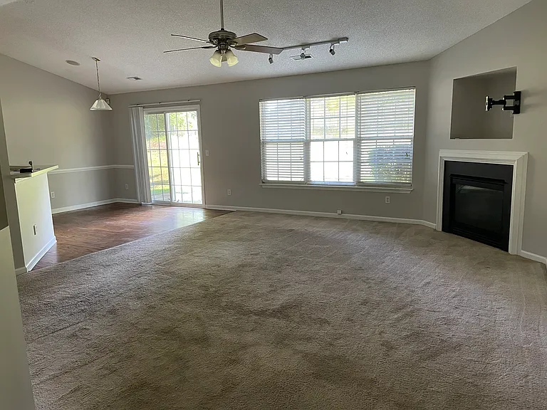 116 Ripton Ct — Photo 4