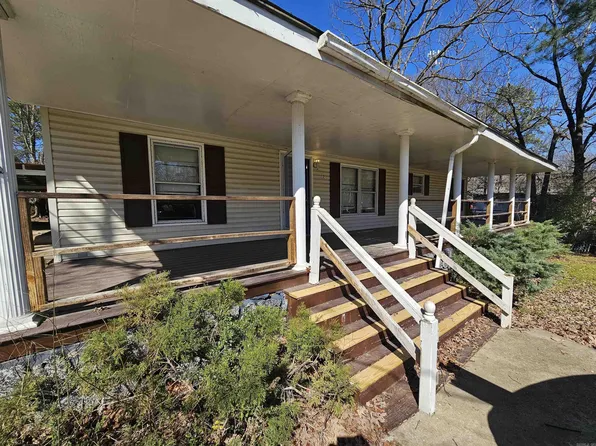112 Kenny St, Hot Springs, AR 71913