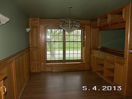 3rd image of 49 Victoria Dr