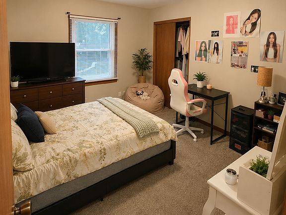 5th image of W157N10879 Catskill Ln