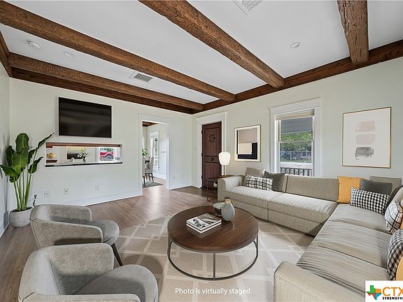 3rd image of 301 West Ave