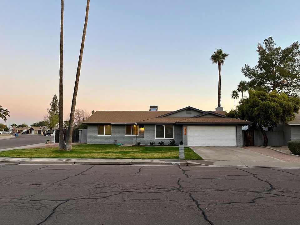1st image of 2063 E Oxford Dr